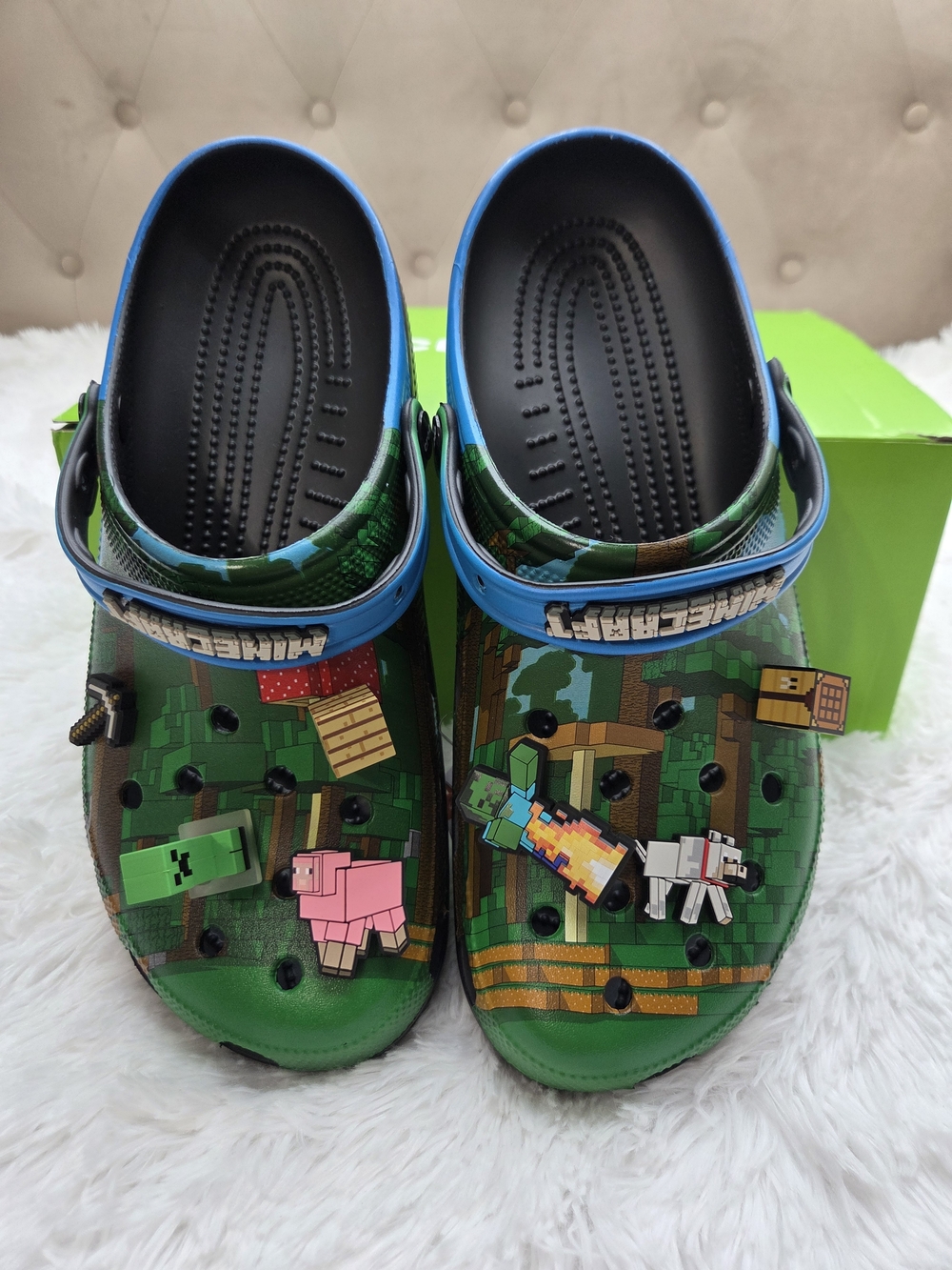 Crocs Minecraft Classic Clog Men’s 12 NWT - Picture 4 of 7